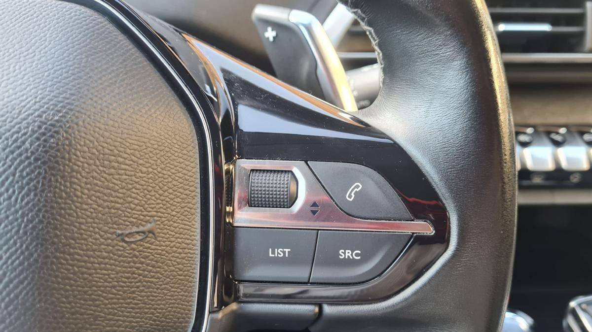 peugeot-5008-2018-diesel-1499cc