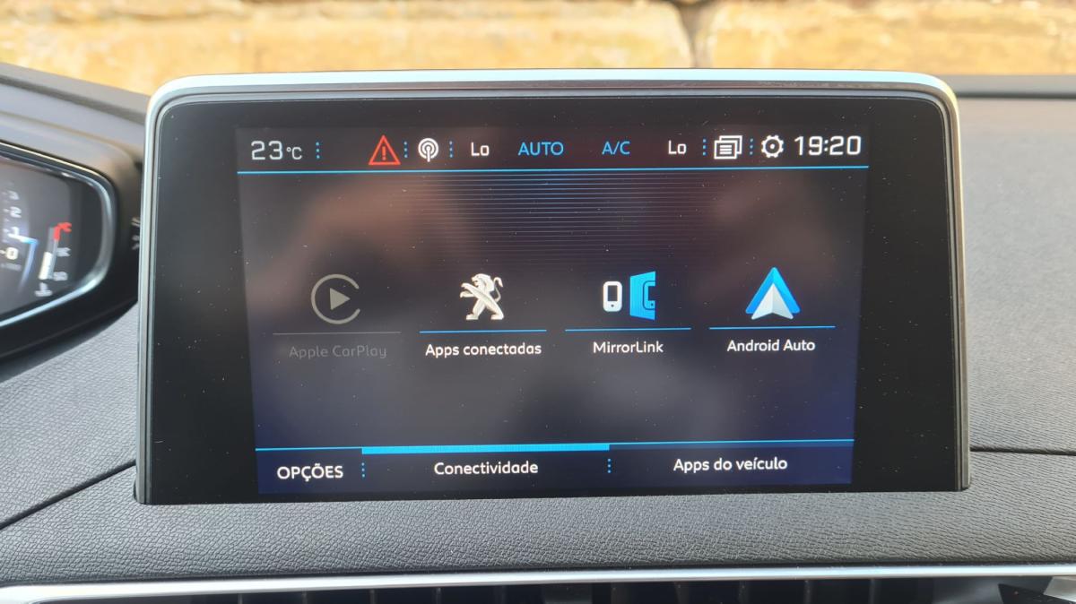 peugeot-5008-2018-diesel-1499cc