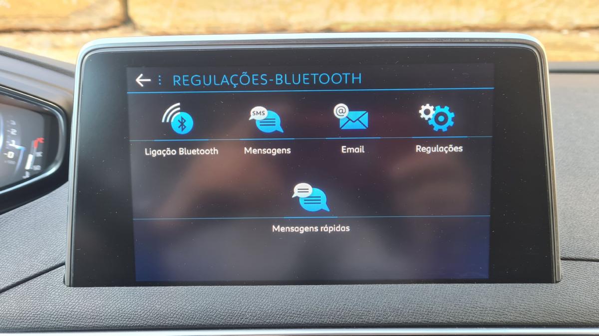 peugeot-5008-2018-diesel-1499cc