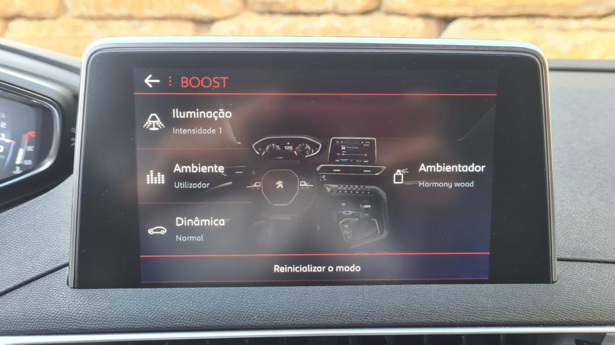 peugeot-5008-2018-diesel-1499cc