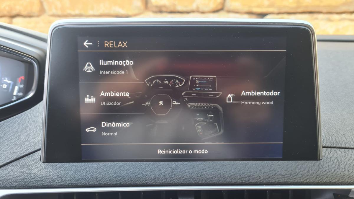 peugeot-5008-2018-diesel-1499cc