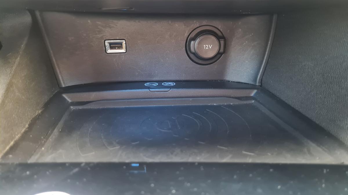 peugeot-5008-2018-diesel-1499cc