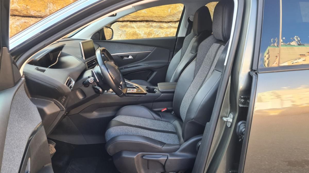 peugeot-5008-2018-diesel-1499cc