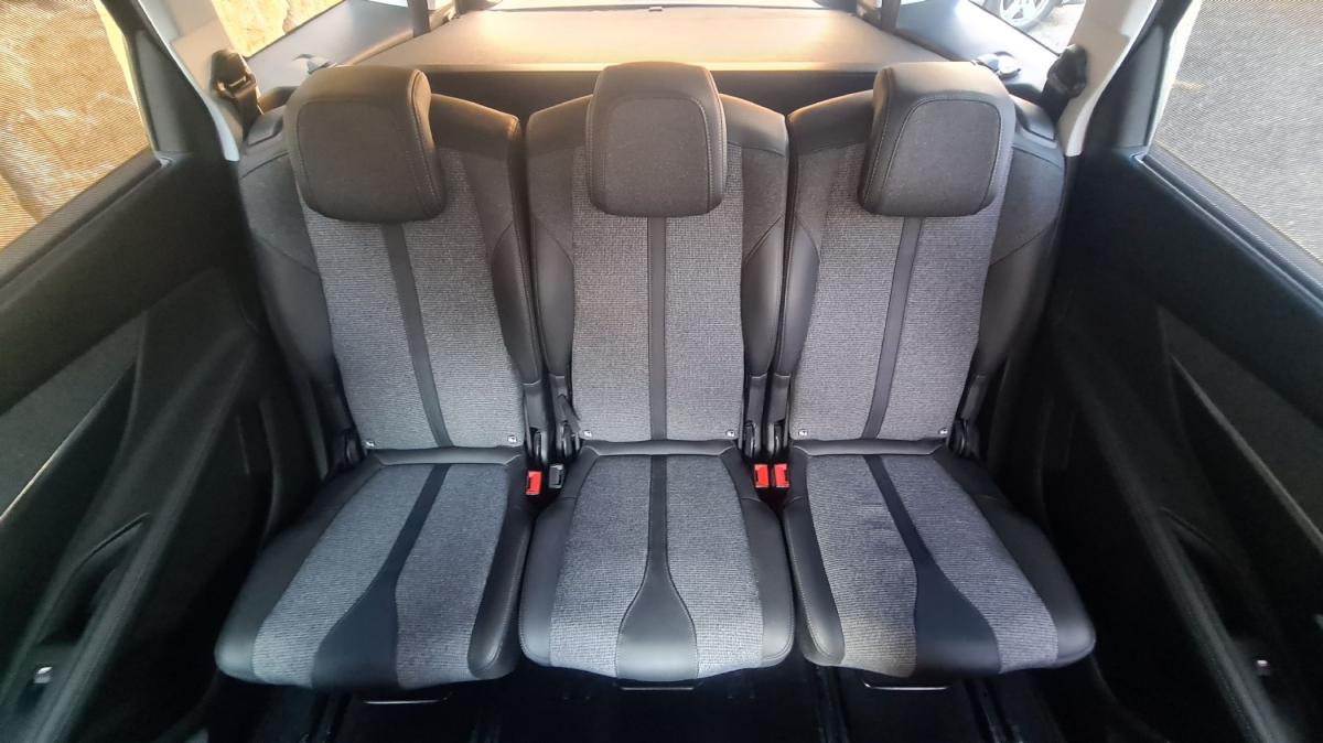 peugeot-5008-2018-diesel-1499cc