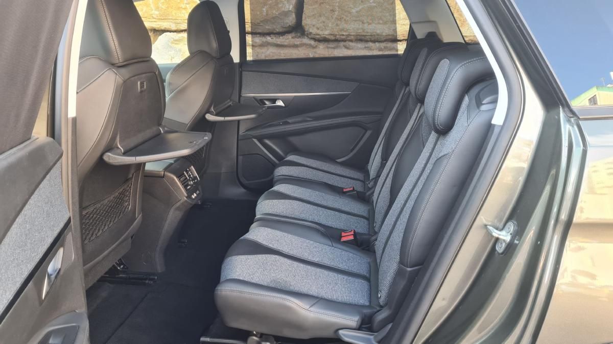 peugeot-5008-2018-diesel-1499cc