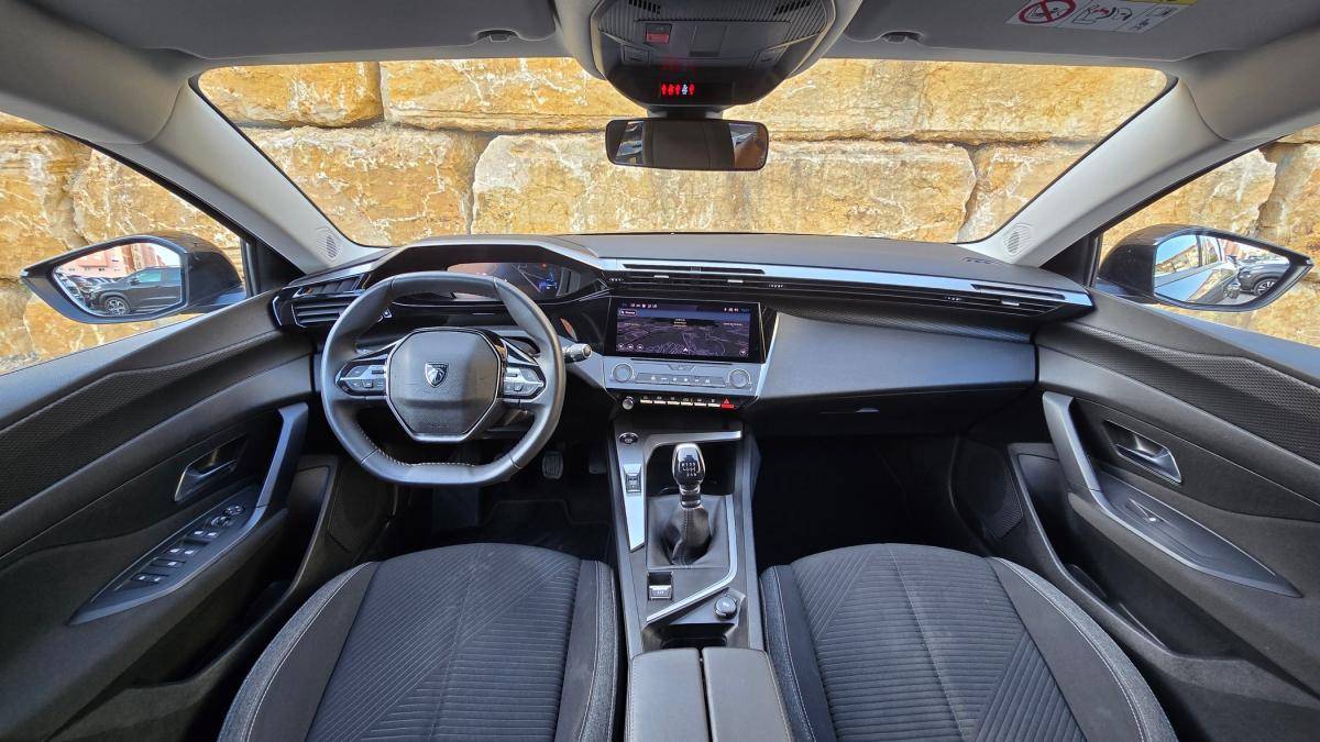 peugeot-308-sw-2022-diesel-1499cc
