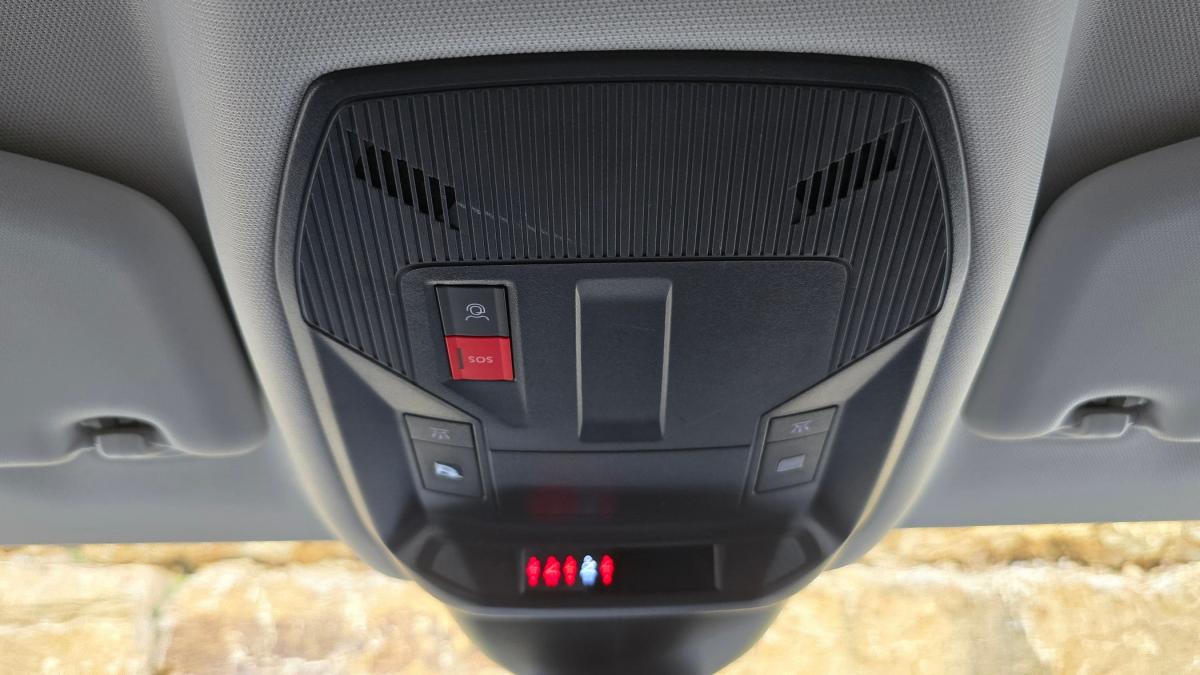peugeot-308-sw-2022-diesel-1499cc