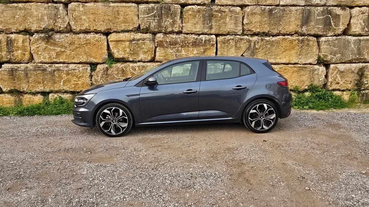 renault-megane-2022-diesel-1461cc