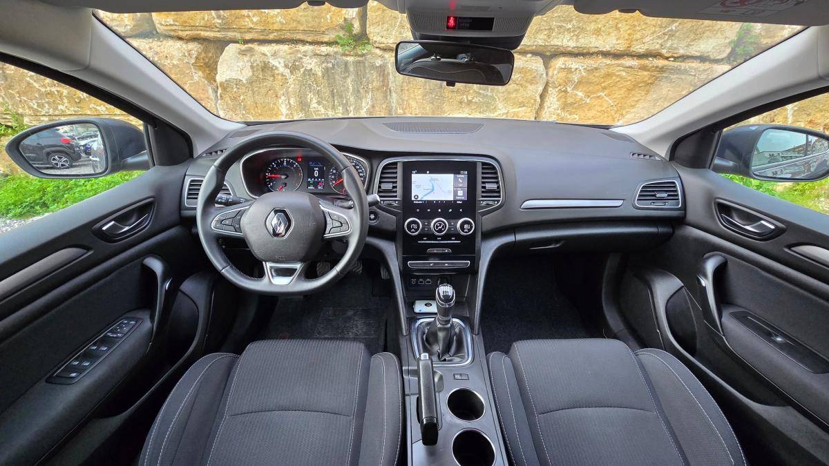 renault-megane-2022-diesel-1461cc