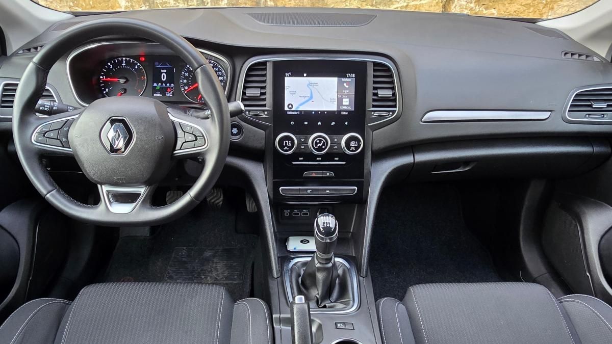 renault-megane-2022-diesel-1461cc