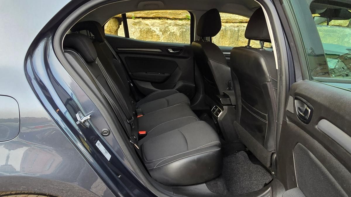 renault-megane-2022-diesel-1461cc