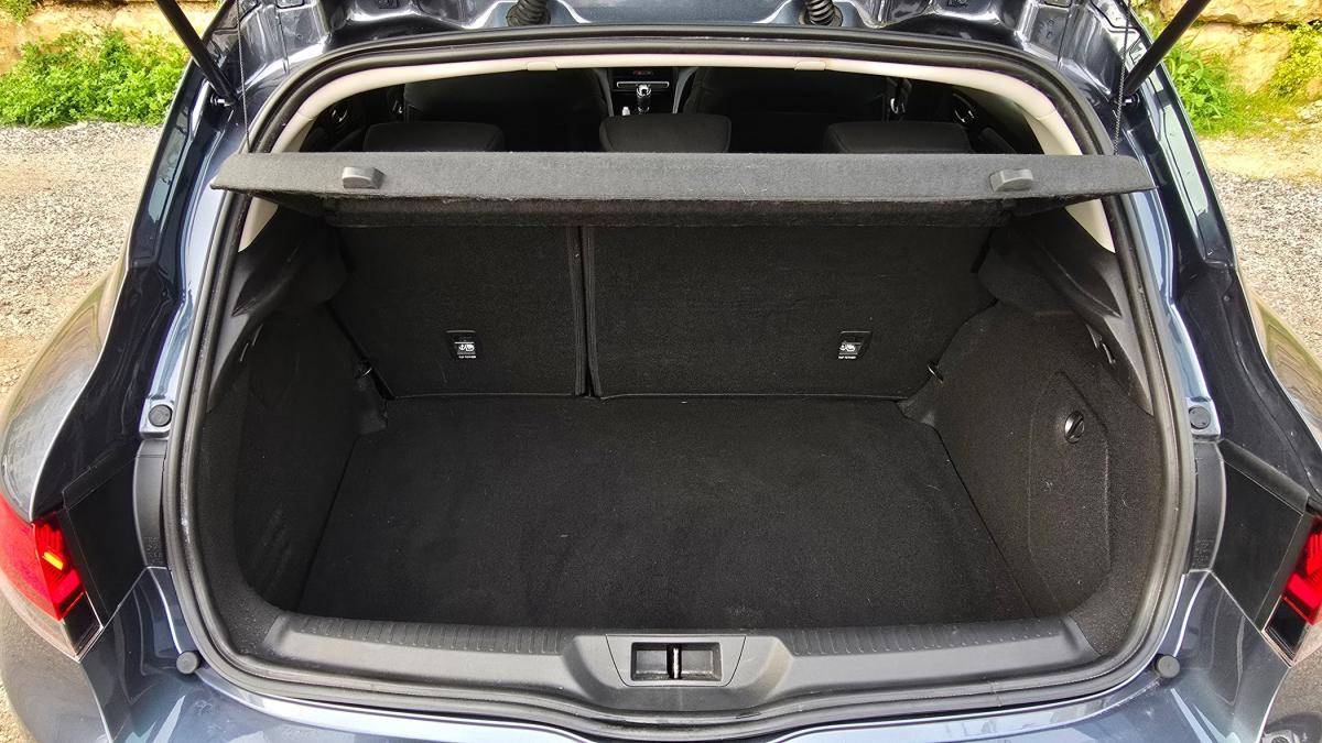 renault-megane-2022-diesel-1461cc