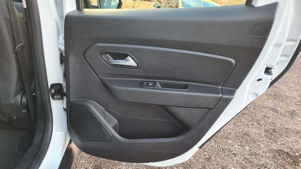 dacia-duster-2021-diesel-1461cc