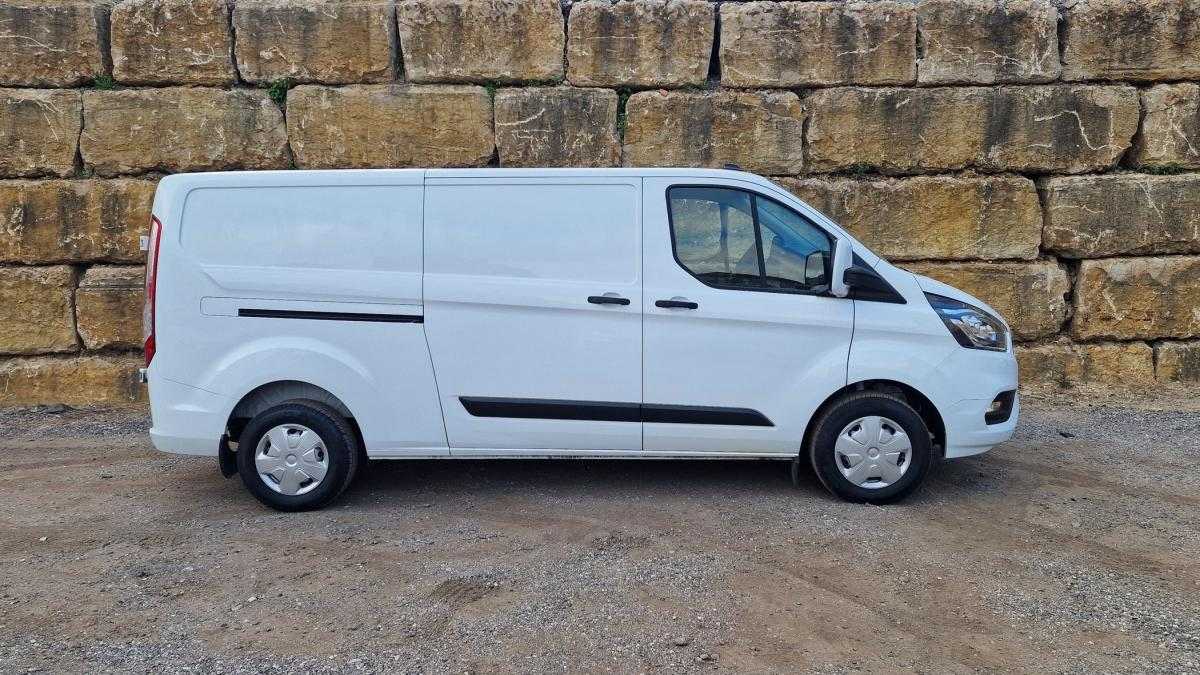 ford-transit-custom-2022-diesel-1995cc