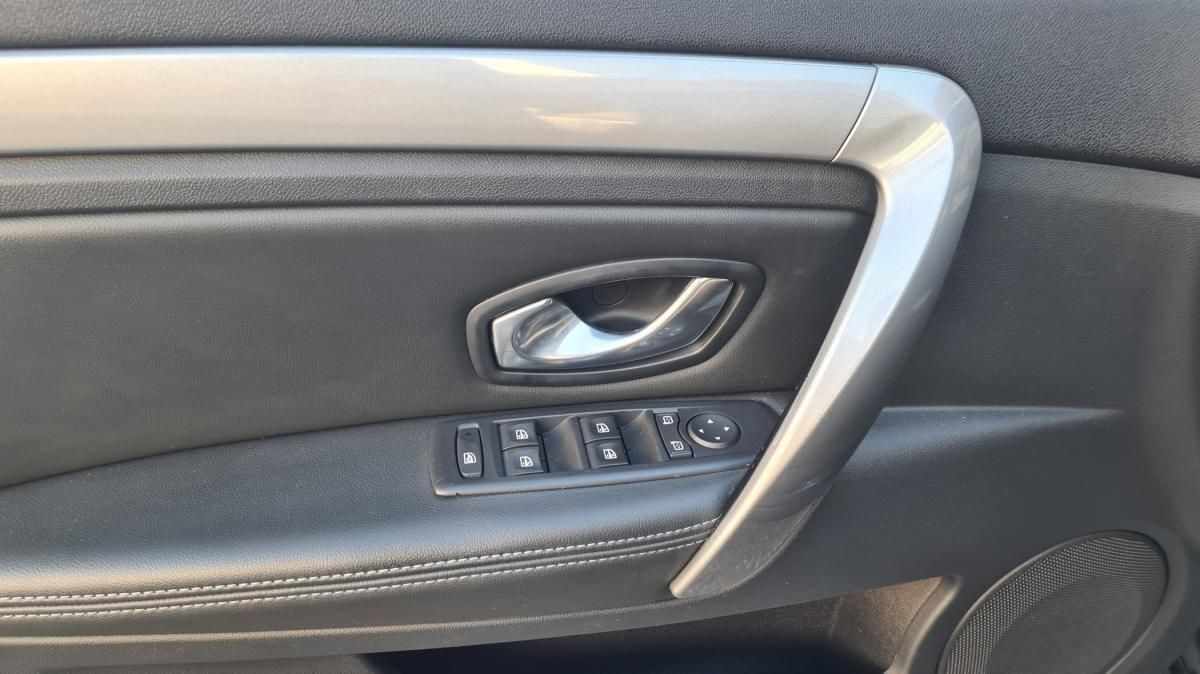 renault-laguna-2012-diesel-1461cc