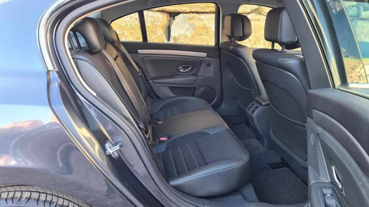 renault-laguna-2012-diesel-1461cc