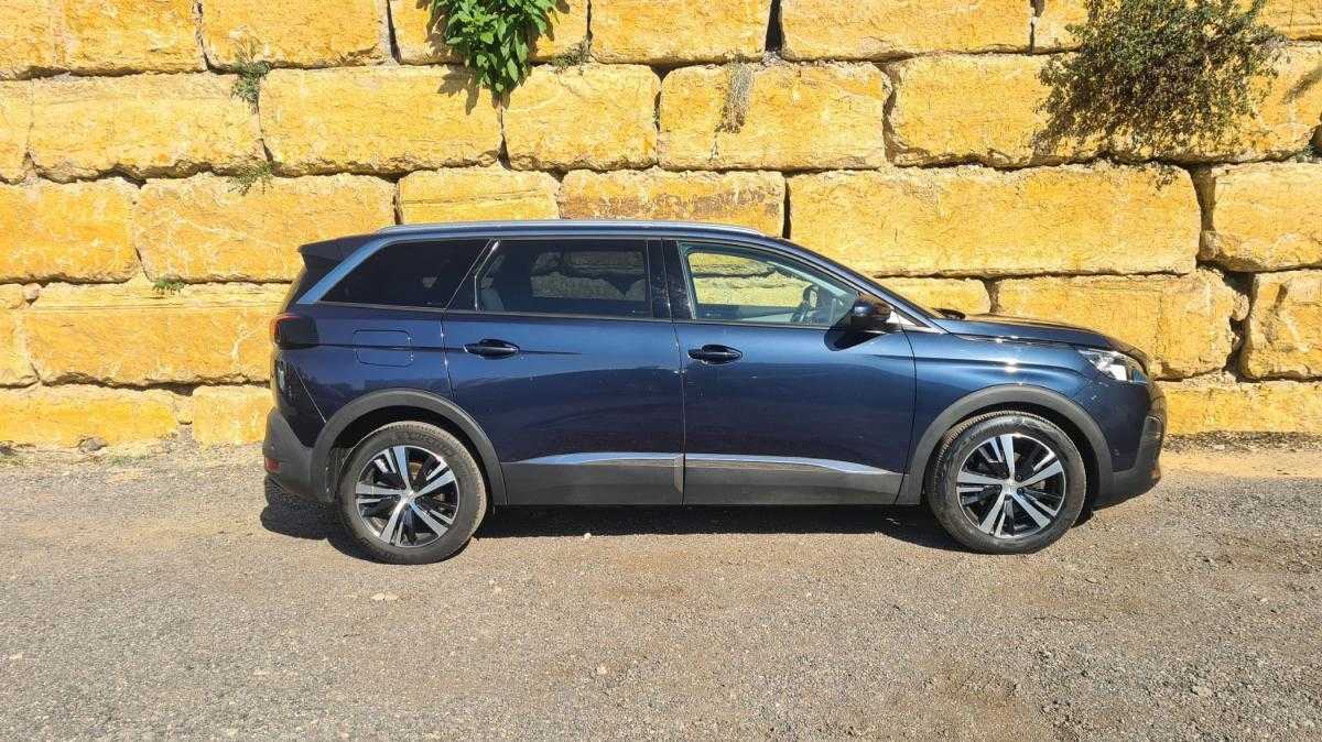 peugeot-5008-2019-diesel-1499cc