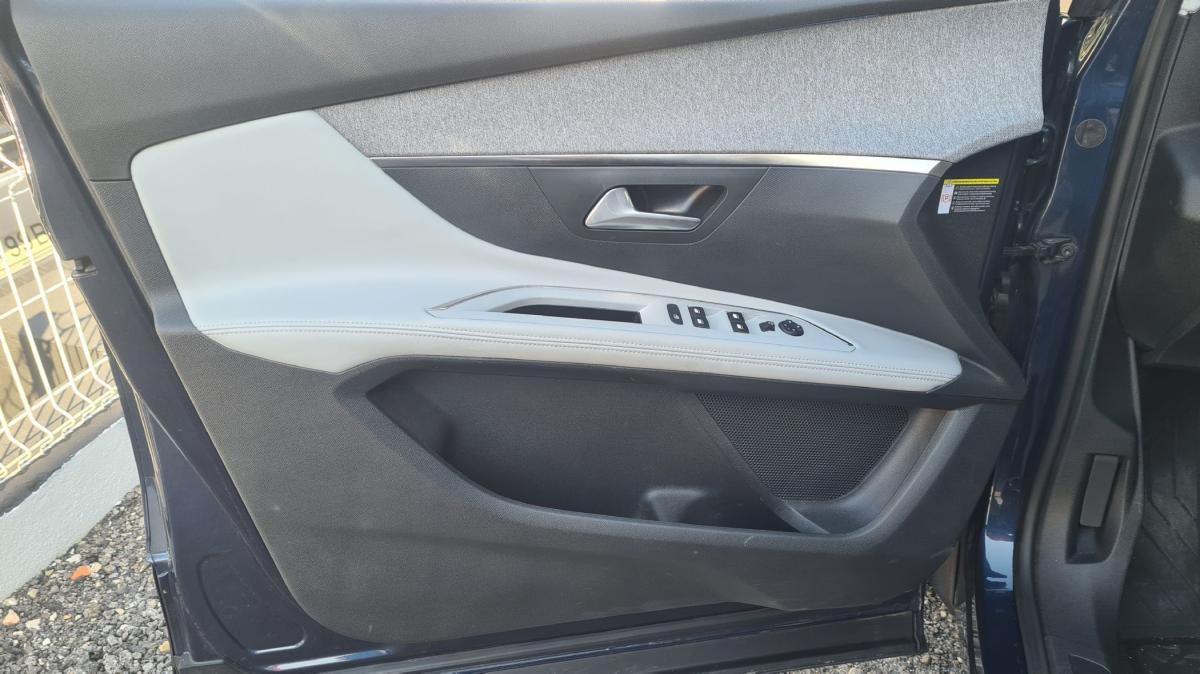 peugeot-5008-2019-diesel-1499cc