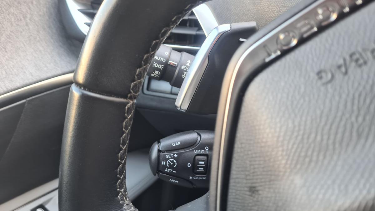 peugeot-5008-2019-diesel-1499cc