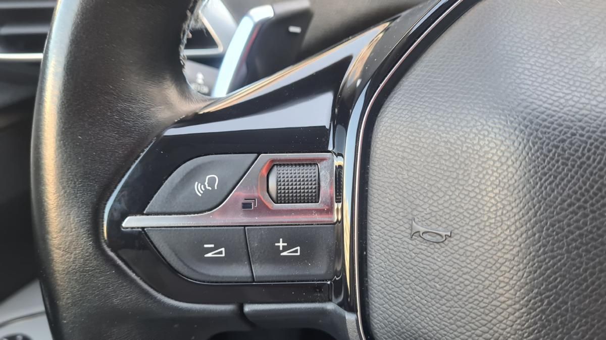 peugeot-5008-2019-diesel-1499cc