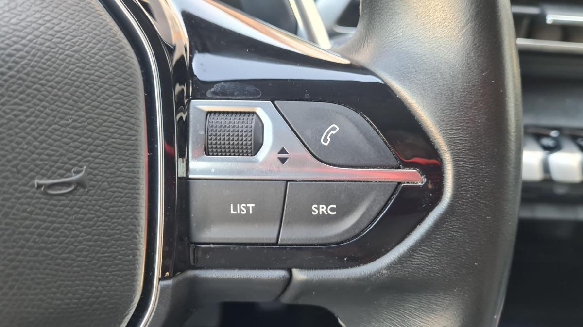 peugeot-5008-2019-diesel-1499cc