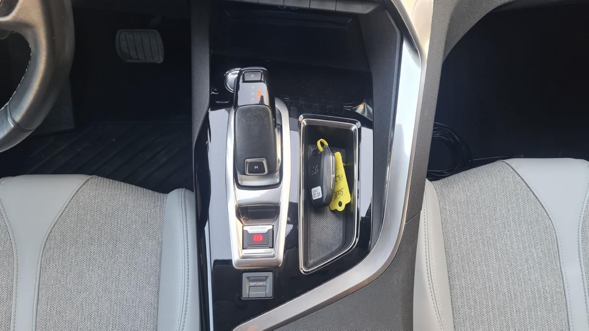 peugeot-5008-2019-diesel-1499cc