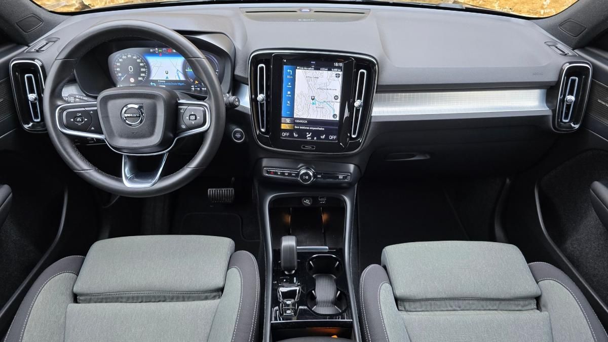volvo-xc40-2023-hibrido-a-gasolina-1477cc