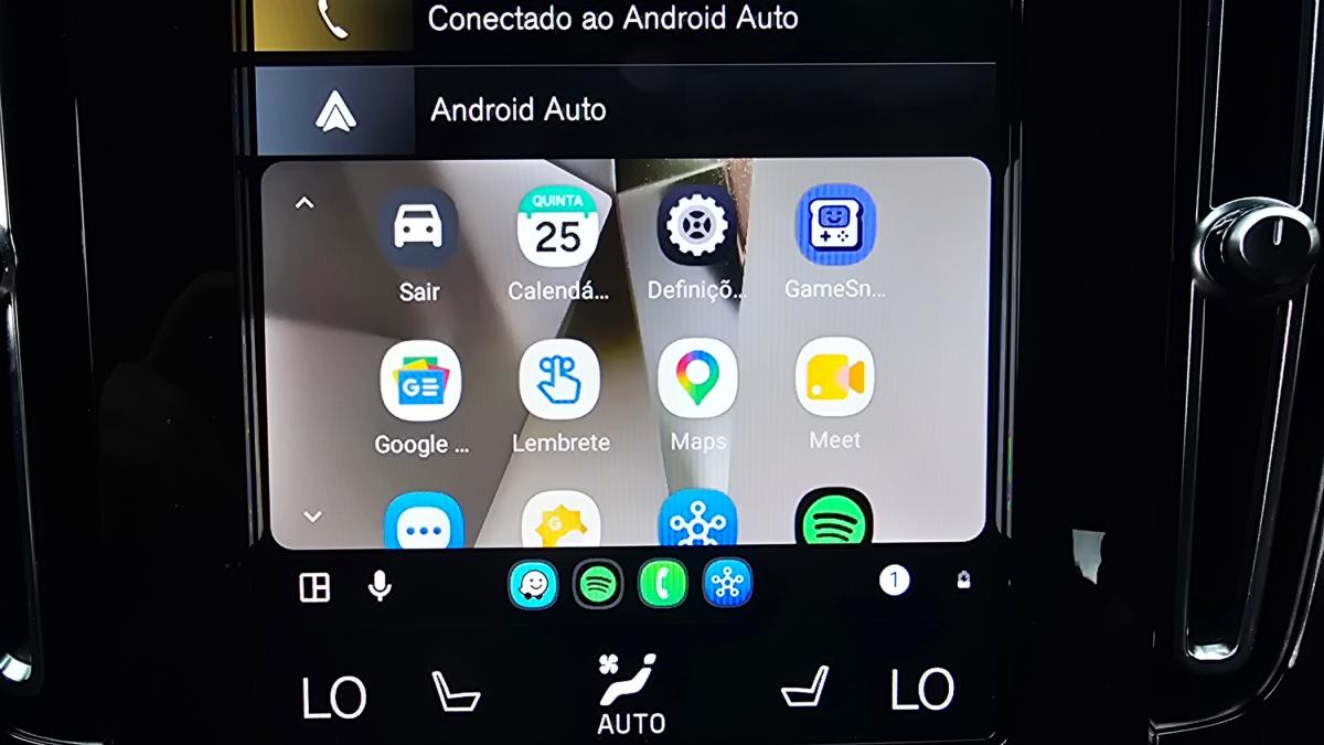 volvo-xc40-2023-hibrido-a-gasolina-1477cc