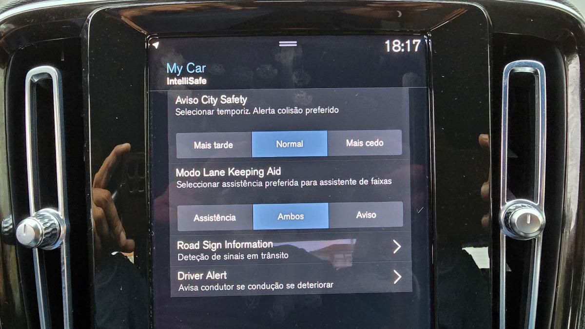 volvo-xc40-2023-hibrido-a-gasolina-1477cc