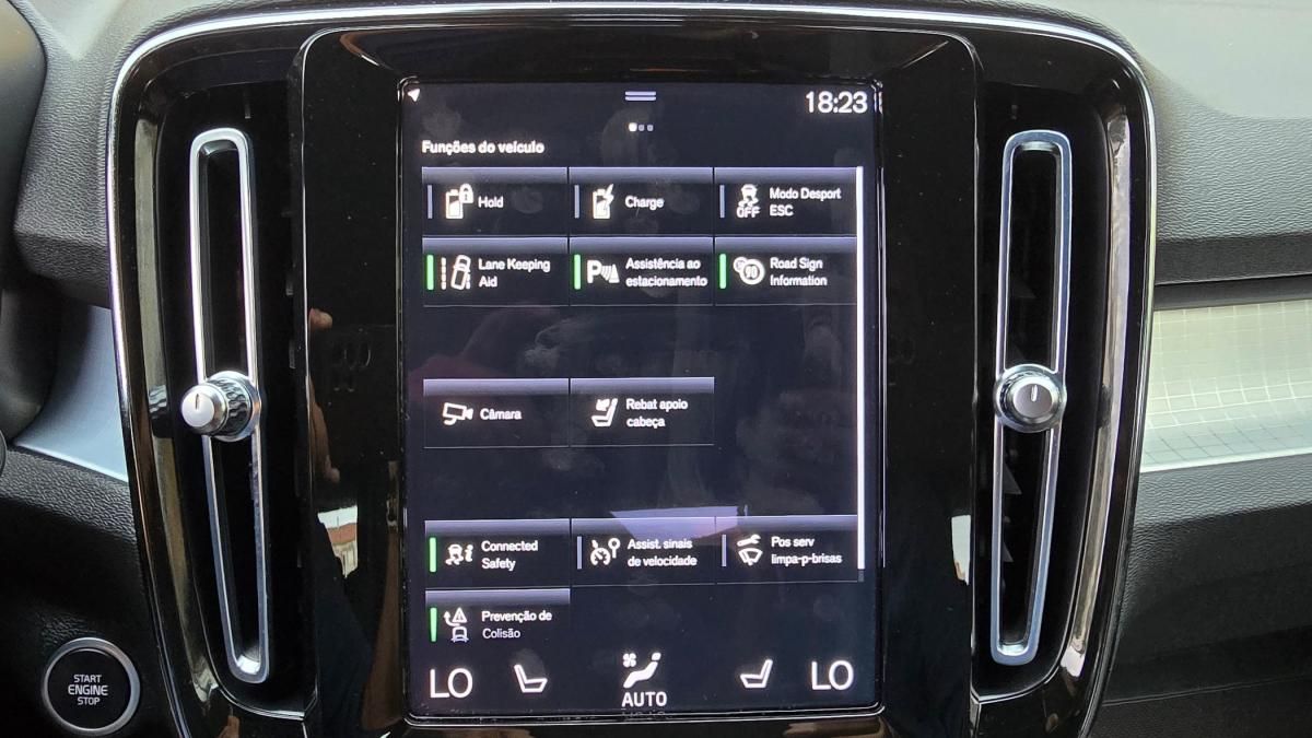 volvo-xc40-2023-hibrido-a-gasolina-1477cc