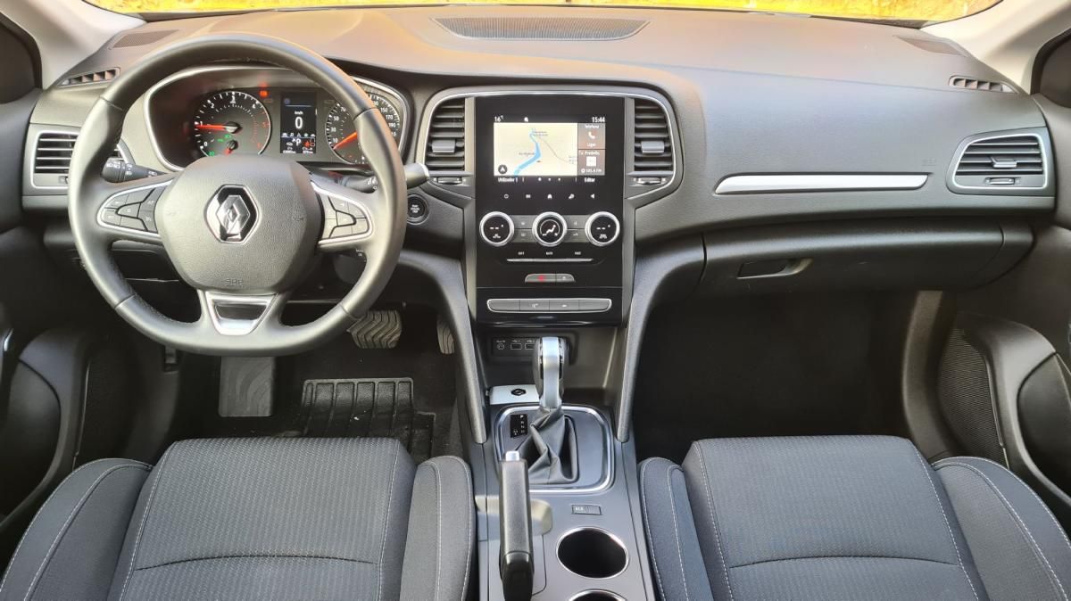 renault-megane-2022-diesel-1461cc