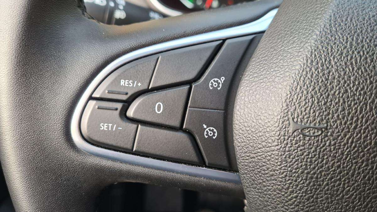 renault-megane-2022-diesel-1461cc