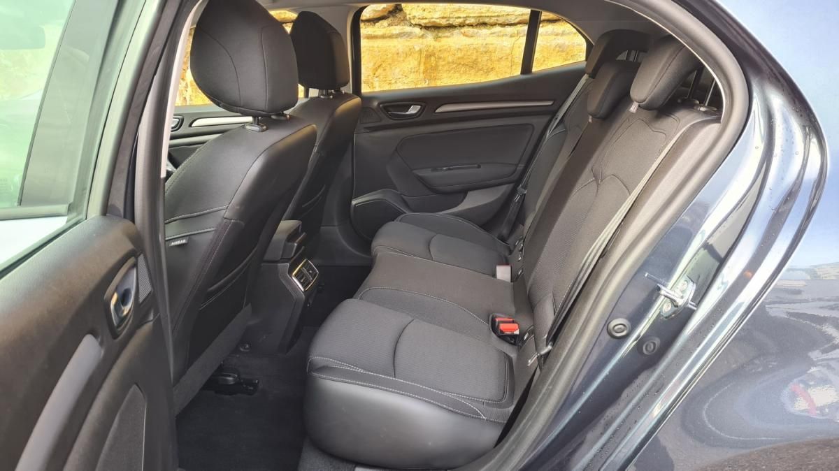 renault-megane-2022-diesel-1461cc