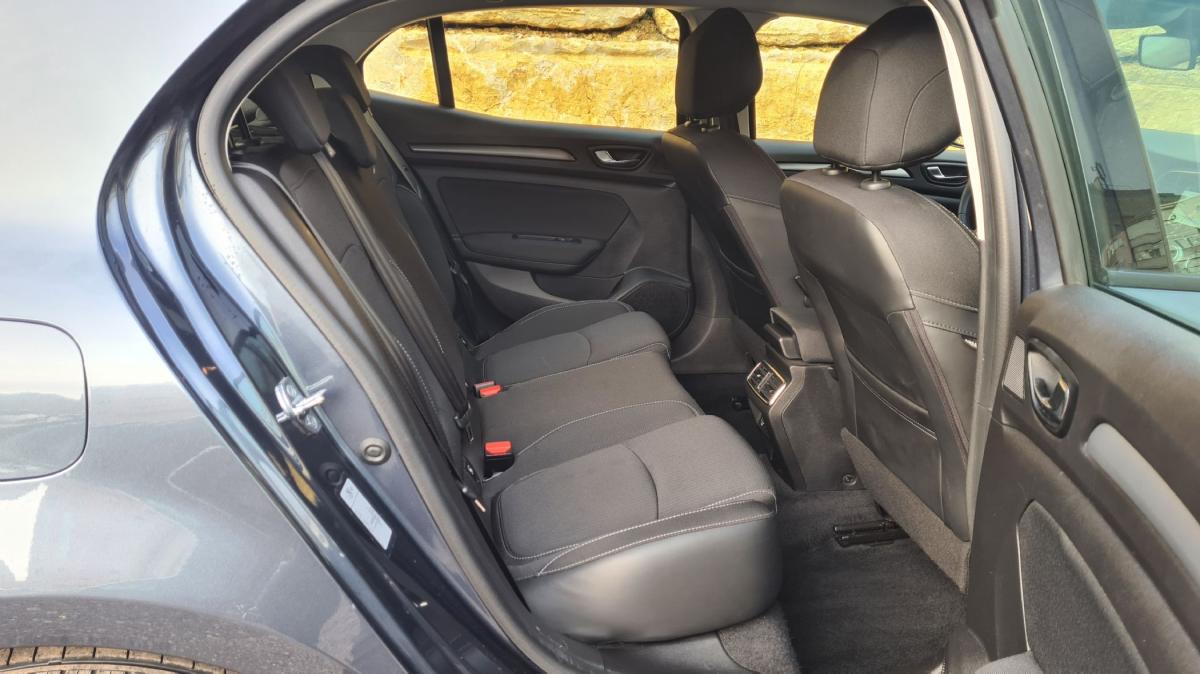 renault-megane-2022-diesel-1461cc
