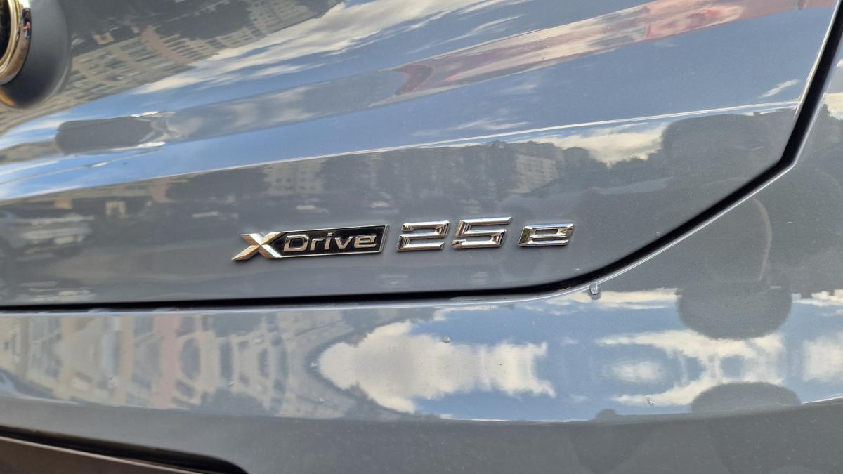 bmw-x2-2021-hibrido-a-gasolina-1499cc