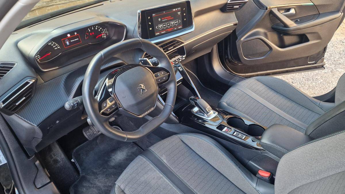 peugeot-2008-2022-diesel-1499cc
