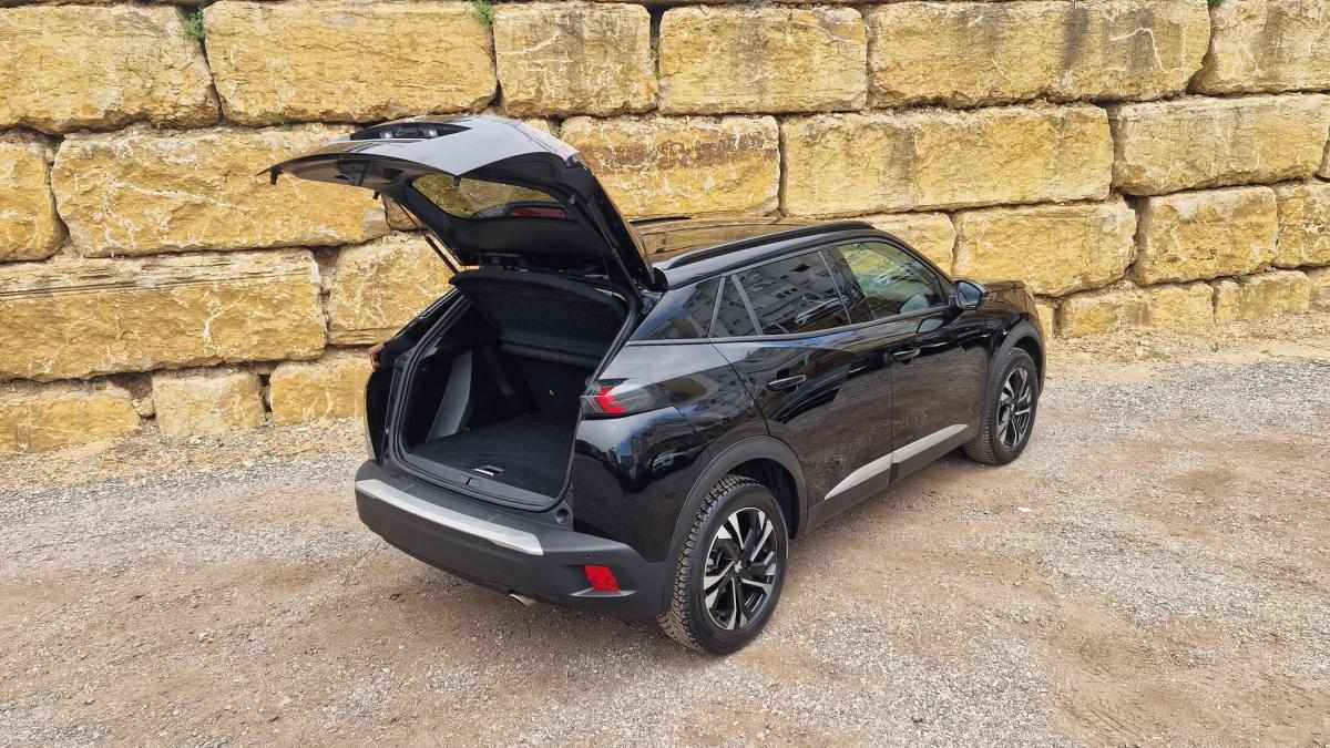 peugeot-2008-2022-diesel-1499cc