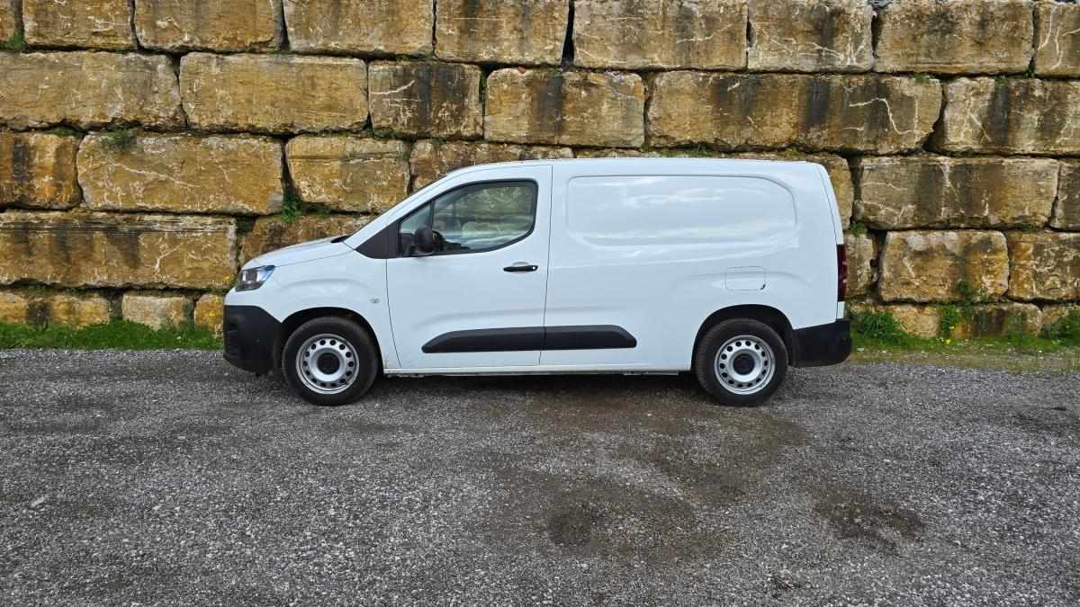 citroen-berlingo-2020-diesel-1499cc