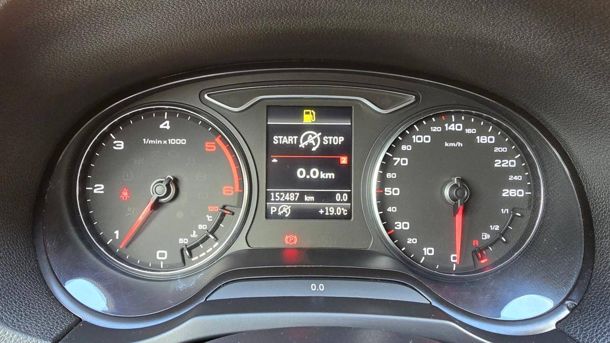 audi-a3-sportback-2014-diesel-1968cc