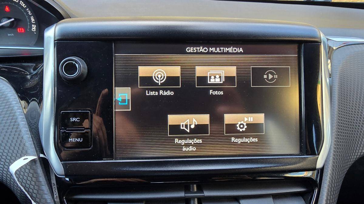 peugeot-2008-2016-diesel-1560cc