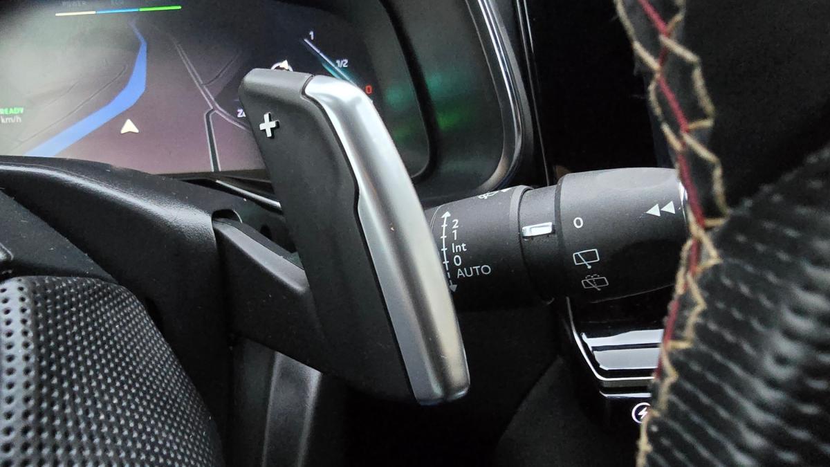 ds-ds-7-crossback-2023-hibrido-a-gasolina-1598cc