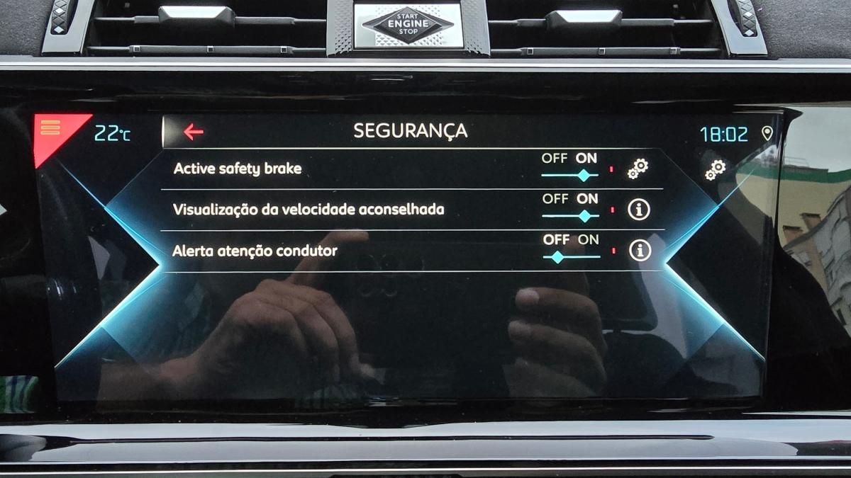 ds-ds-7-crossback-2023-hibrido-a-gasolina-1598cc