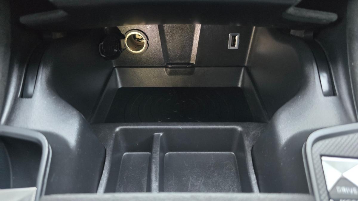 ds-ds-7-crossback-2023-hibrido-a-gasolina-1598cc