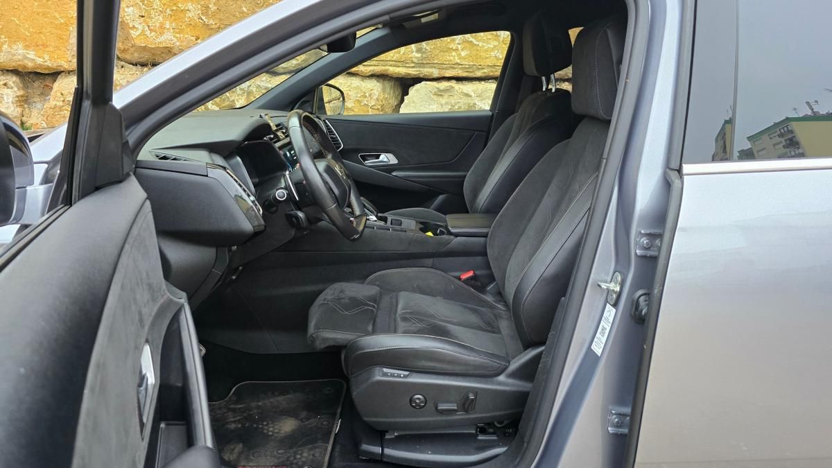 ds-ds-7-crossback-2023-hibrido-a-gasolina-1598cc