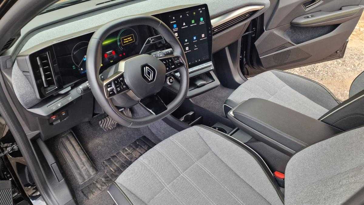 renault-megane-e-tech-2023-eletrico-500cc