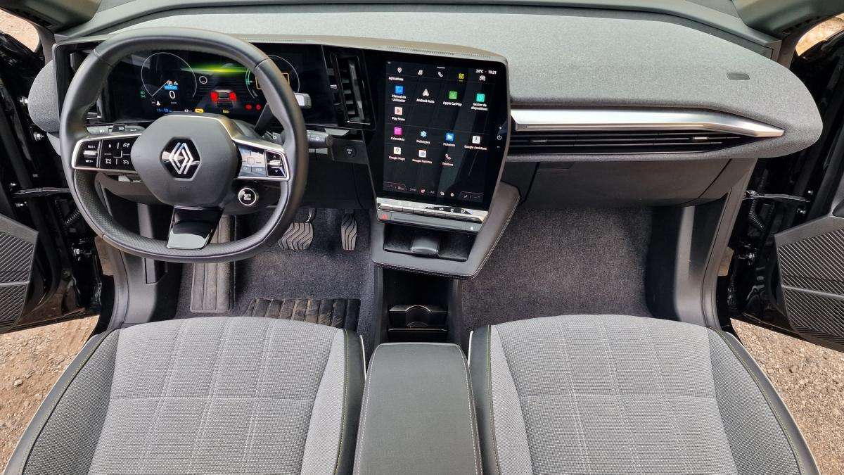 renault-megane-e-tech-2023-eletrico-500cc