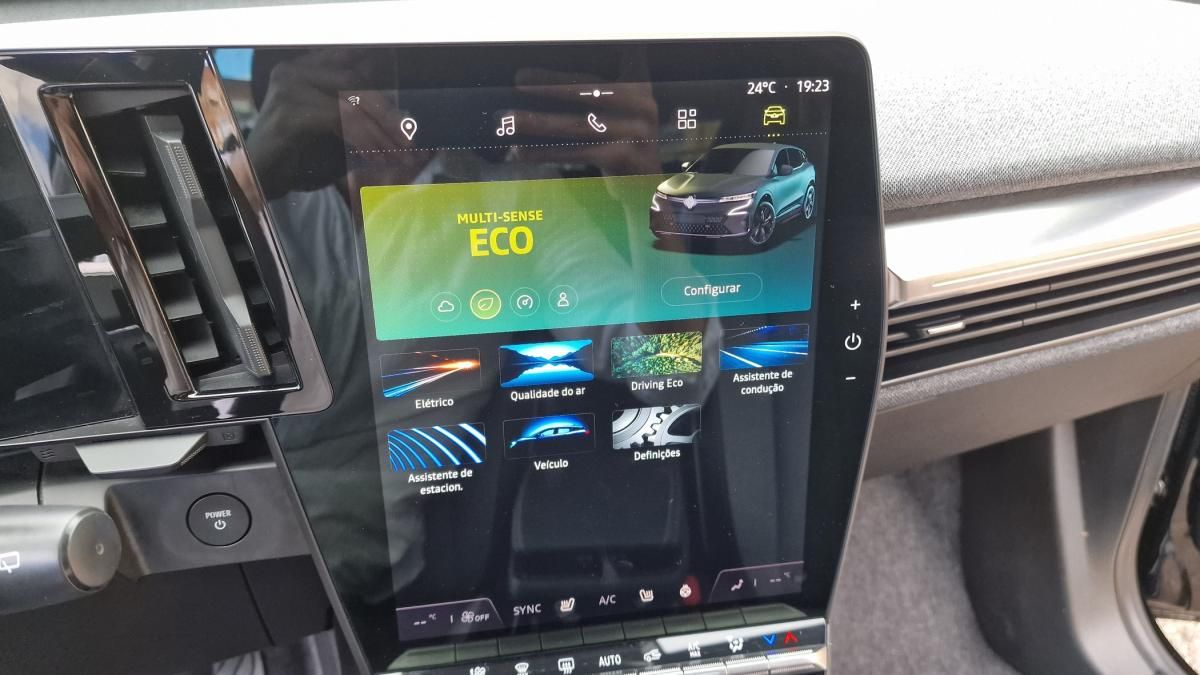 renault-megane-e-tech-2023-eletrico-500cc