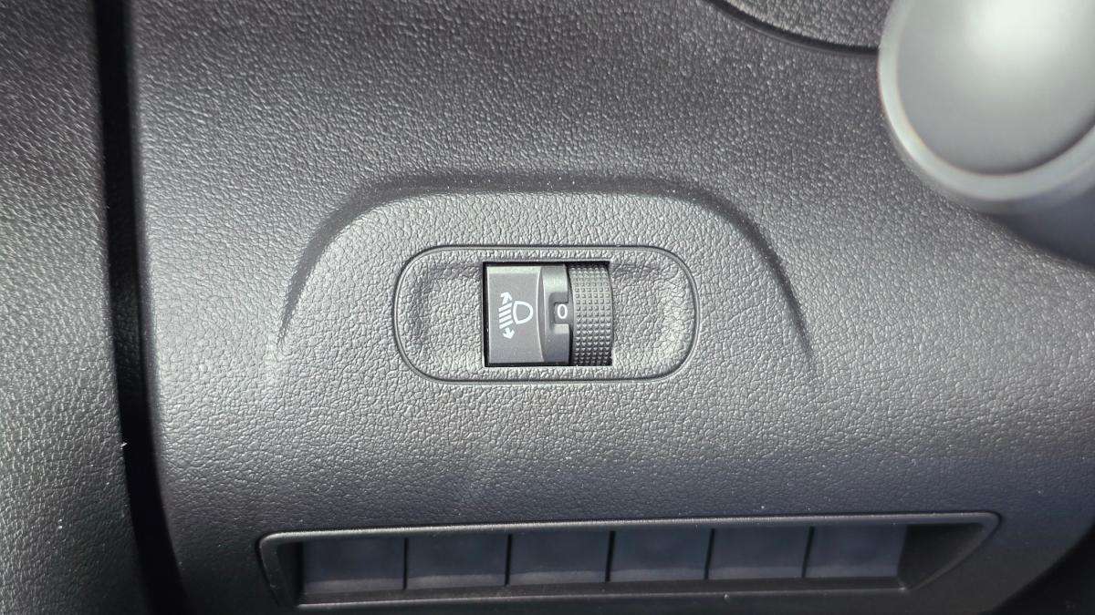 peugeot-partner-2023-diesel-1499cc