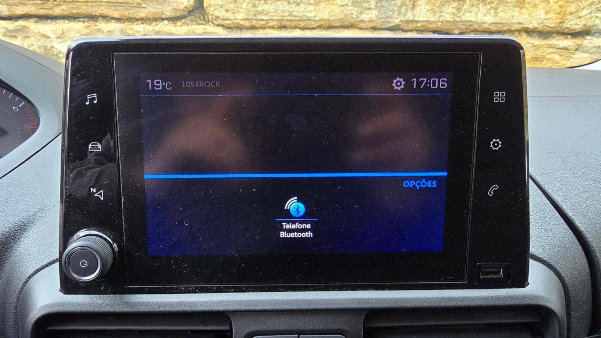 peugeot-partner-2023-diesel-1499cc