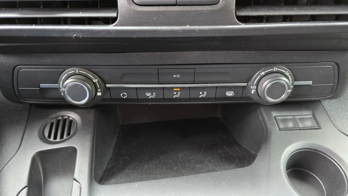 peugeot-partner-2023-diesel-1499cc